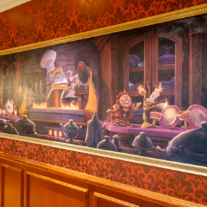 Focus sur les incroyables œuvres d’art du restaurant Royal Banquet au Disneyland Hotel