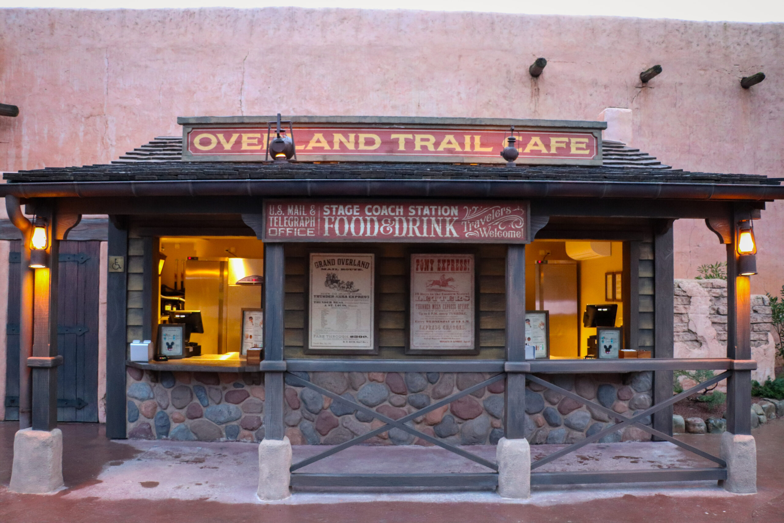 L’Overland Trail Café à Frontierland ouvre ce mercredi 6 mars 