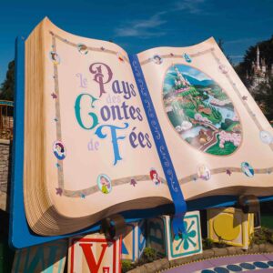 LE PAYS DES CONTES DE FÉES: THE LITTLE STORY OF A BIG ATTRACTION